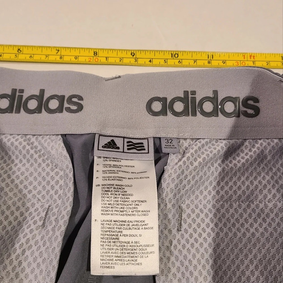 Adidas  Shorts Men's sz.32 gray - Picture 8 of 9